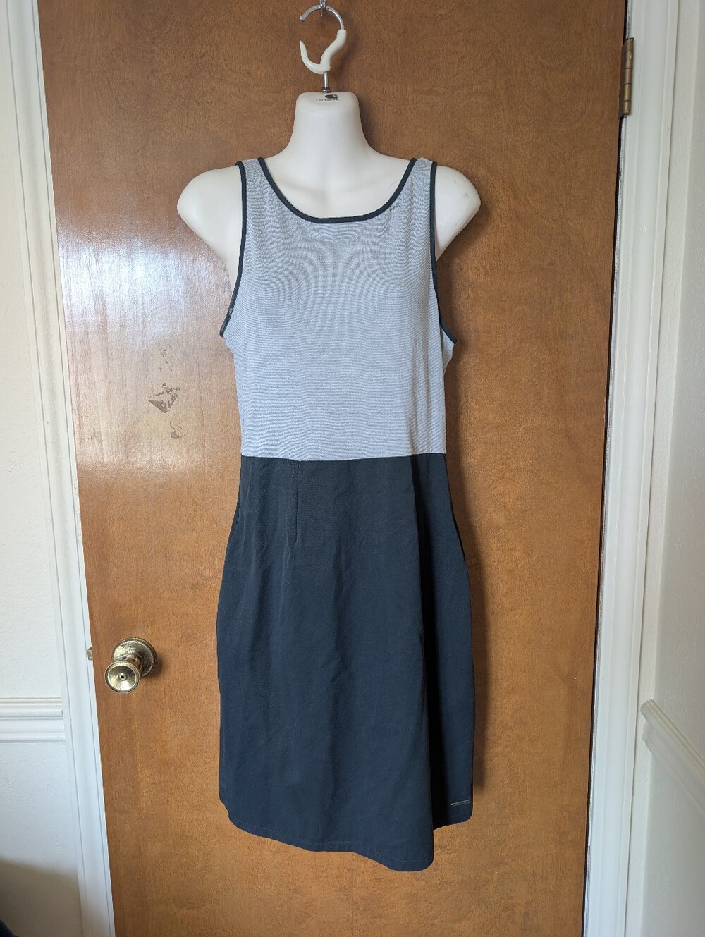 Smartwool Sloans Lake Gray Black Colorblock Merino Wool Sleeveless Dress